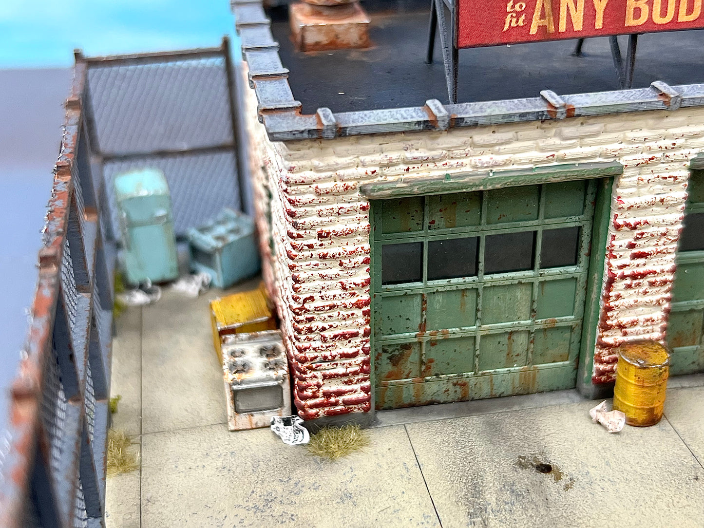 HO Scale Wentworth New & Used Appliance Store