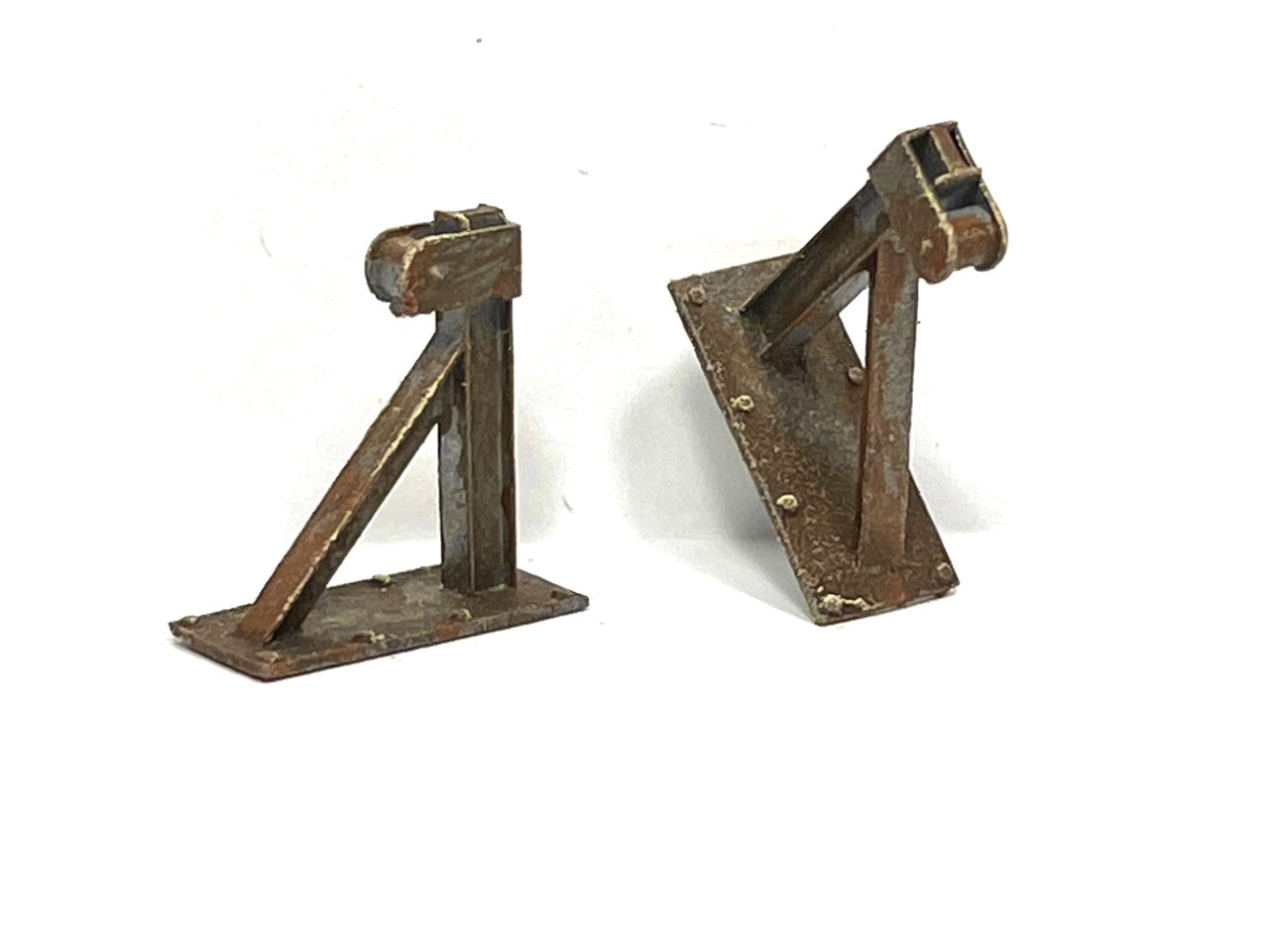 HO Scale- Hoists