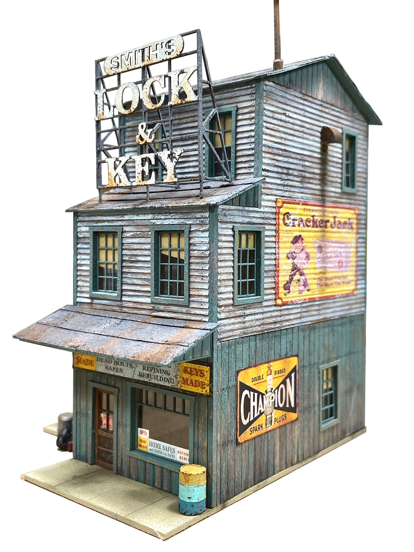 HO Scale- SMITH'S LOCK & KEY