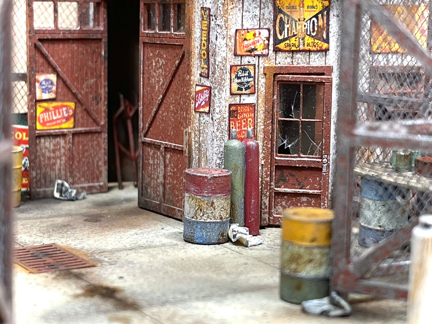 HO Scale Limited Edition- Scrap A Metal