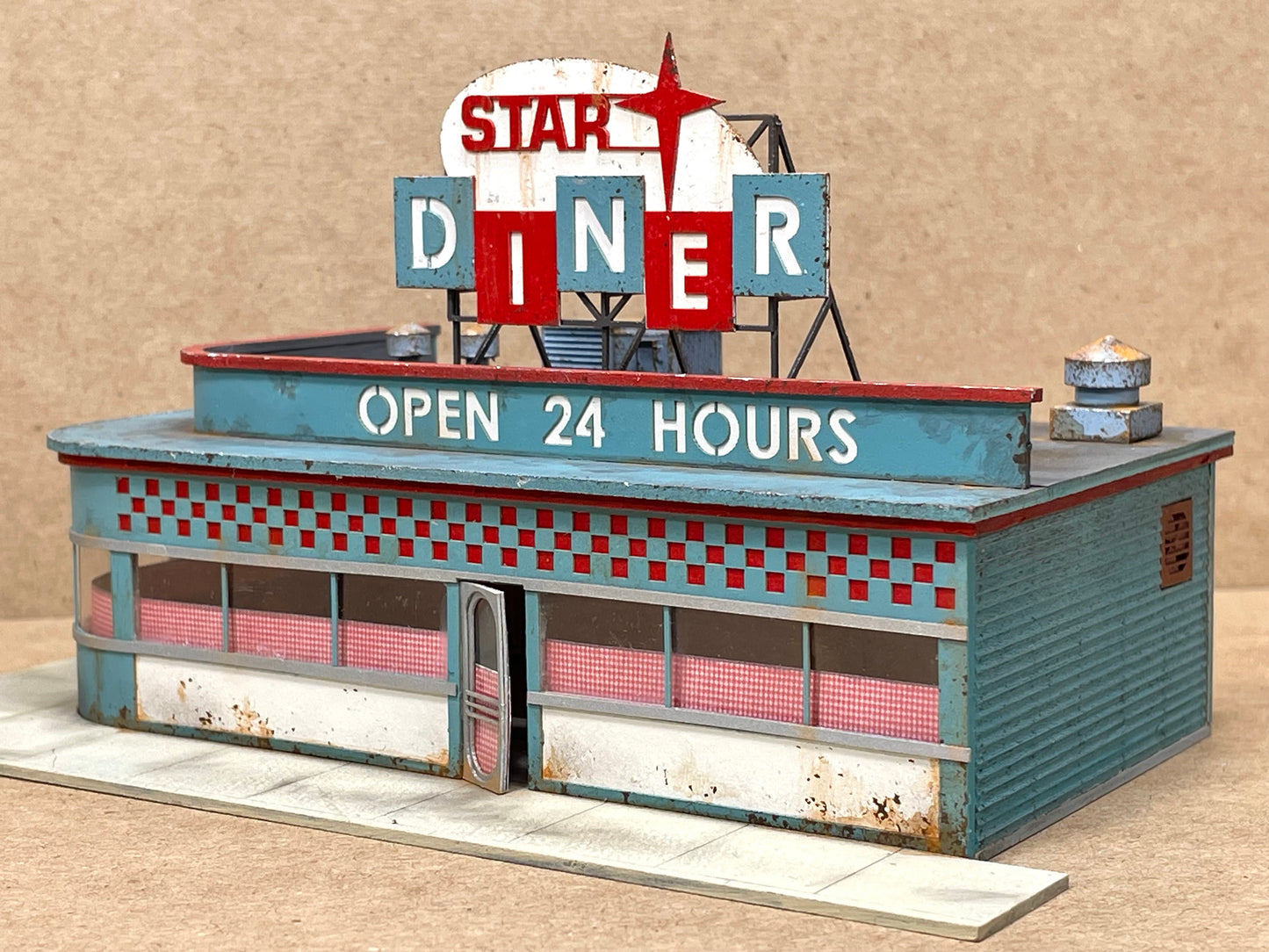 HO Scale Star Diner