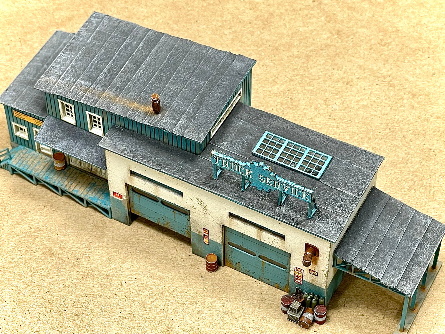 N Scale Truck Service