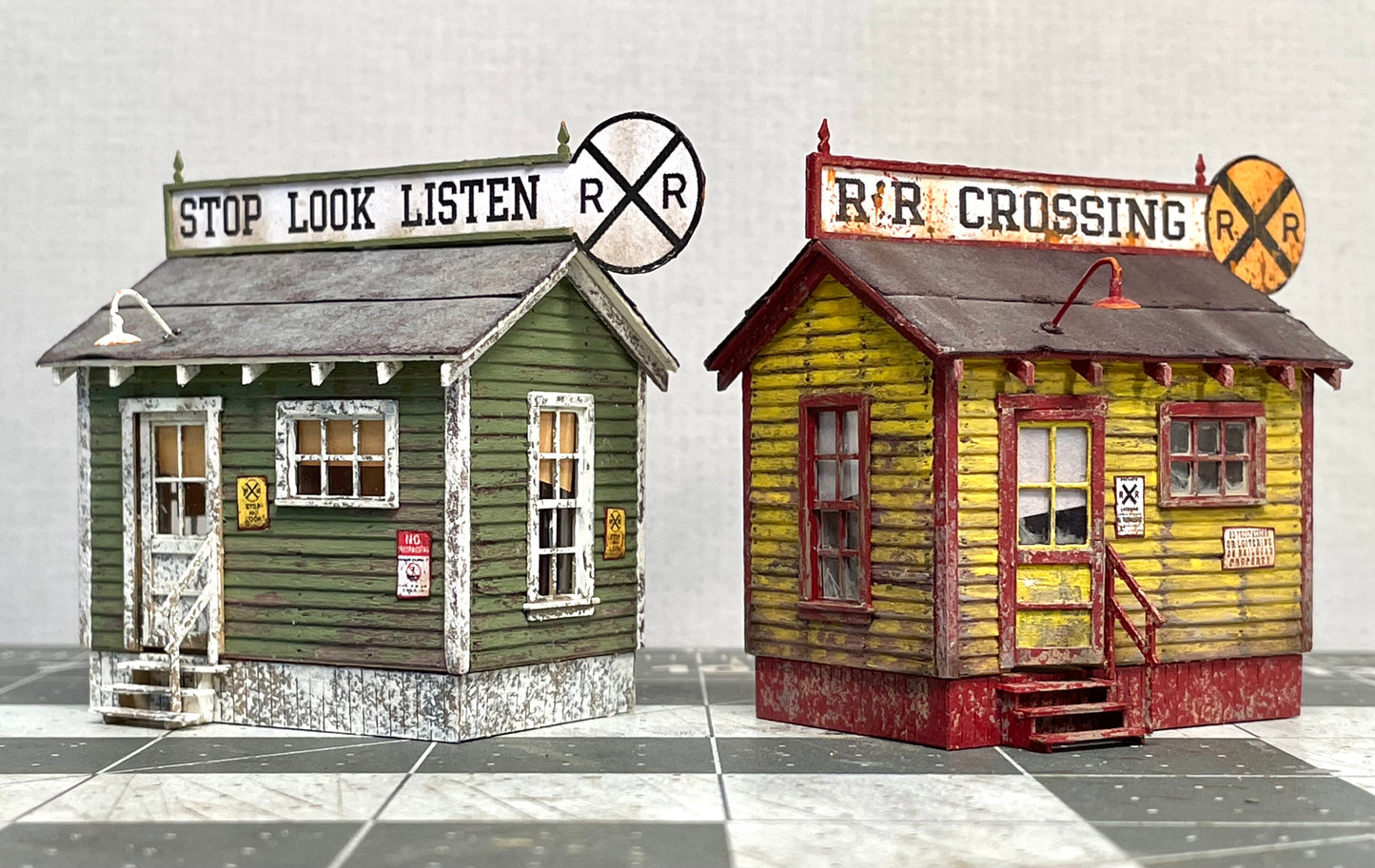 HO Scale Railroad Crossing Shack 2- Pack