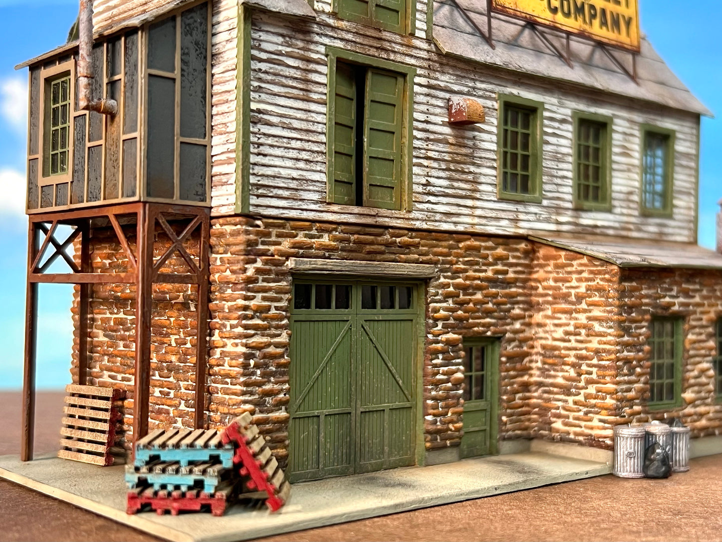 HO Scale Ed's Pallet Company