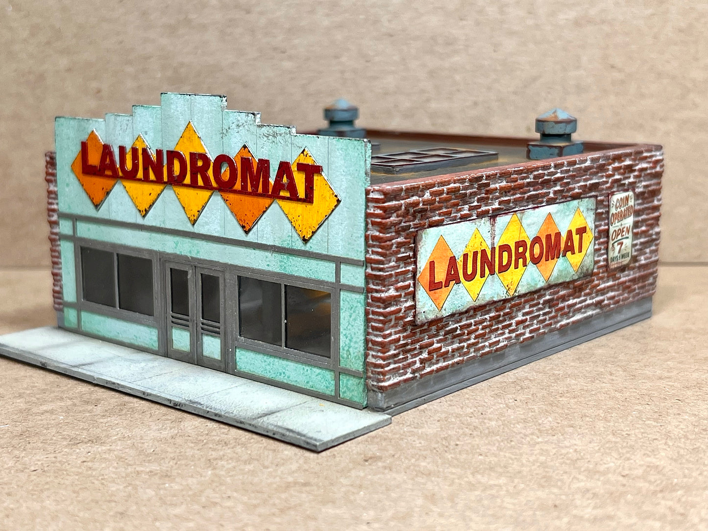 HO Scale Laundromat