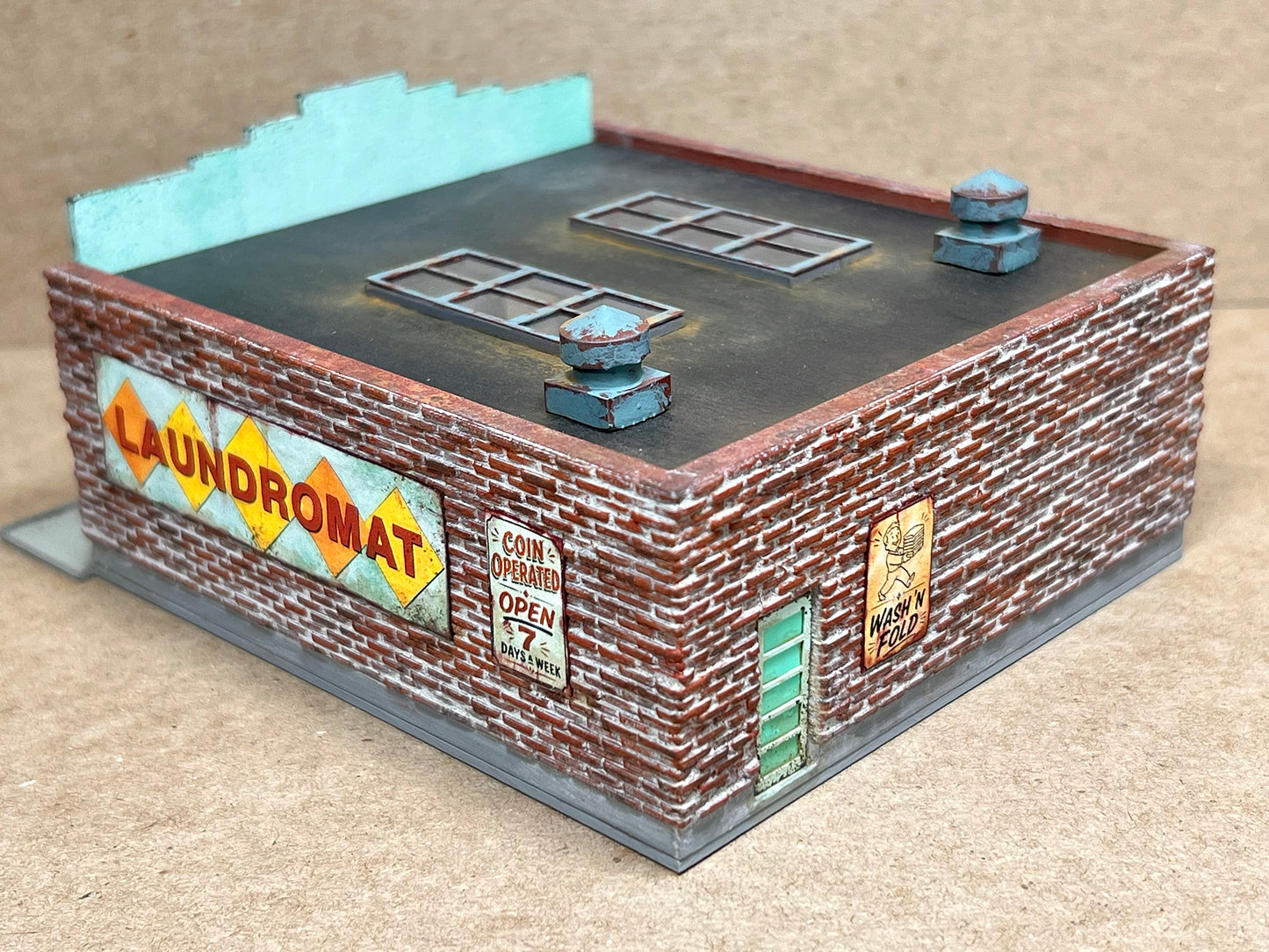 HO Scale Laundromat