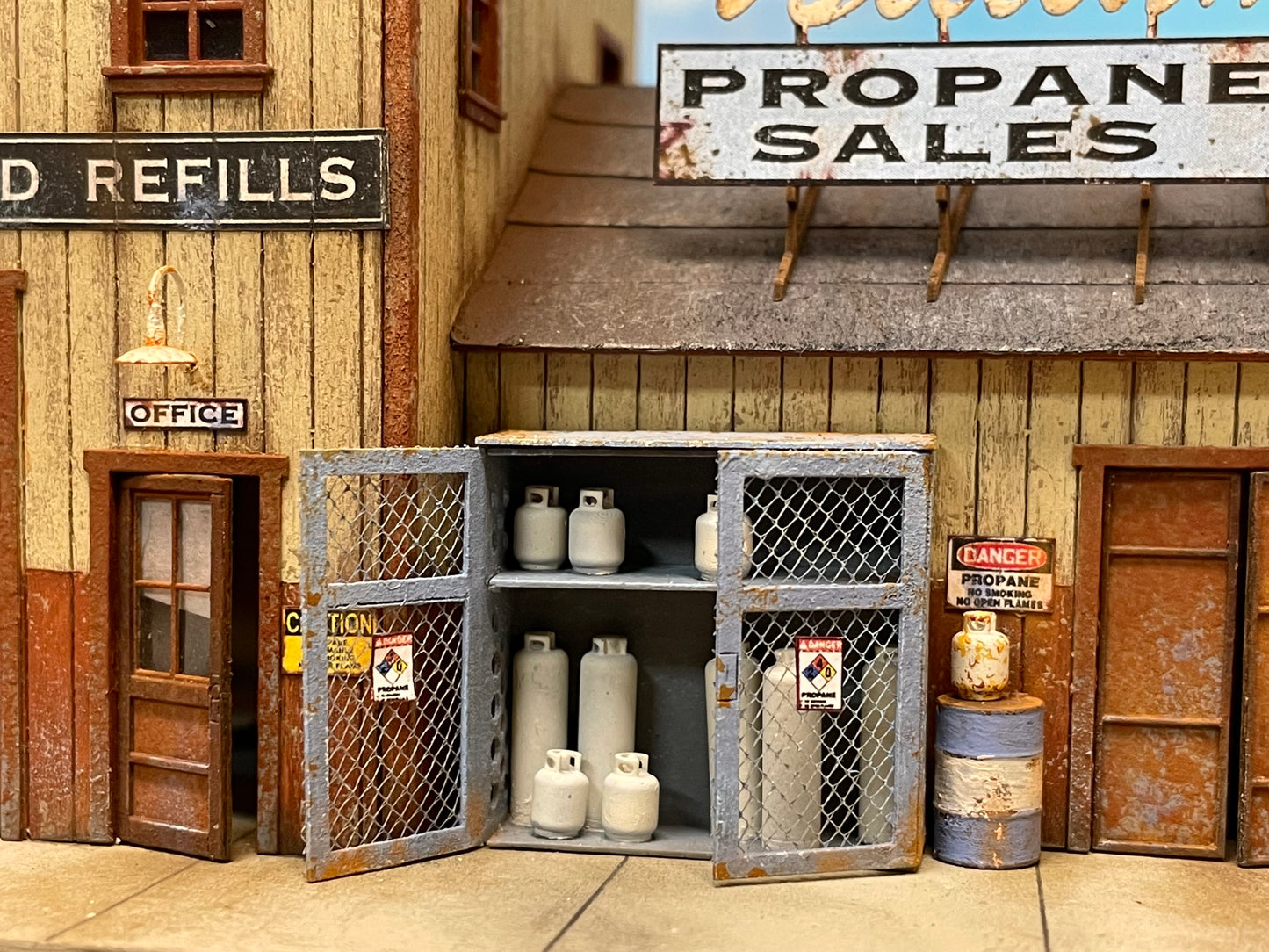 HO Scale- William's Propane Sales